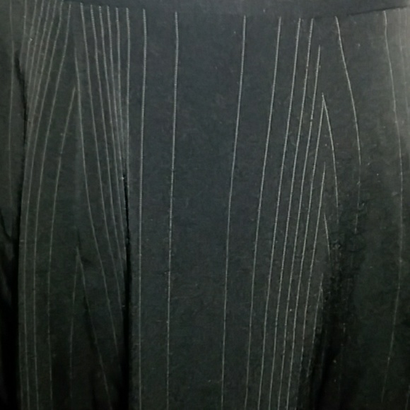 A-line business skirt EUC.  22W. - Picture 2 of 2